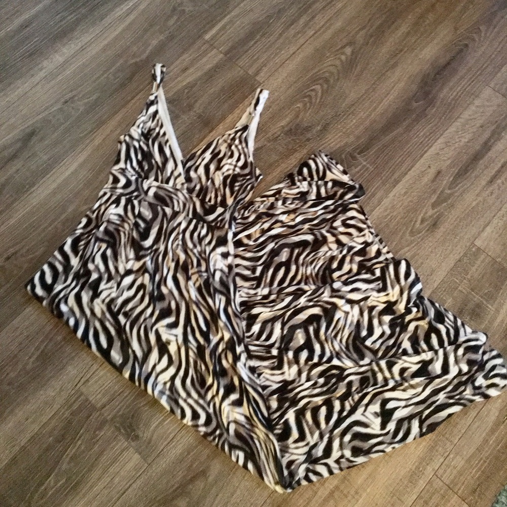 Long Petite zebra stripped Jlo dress